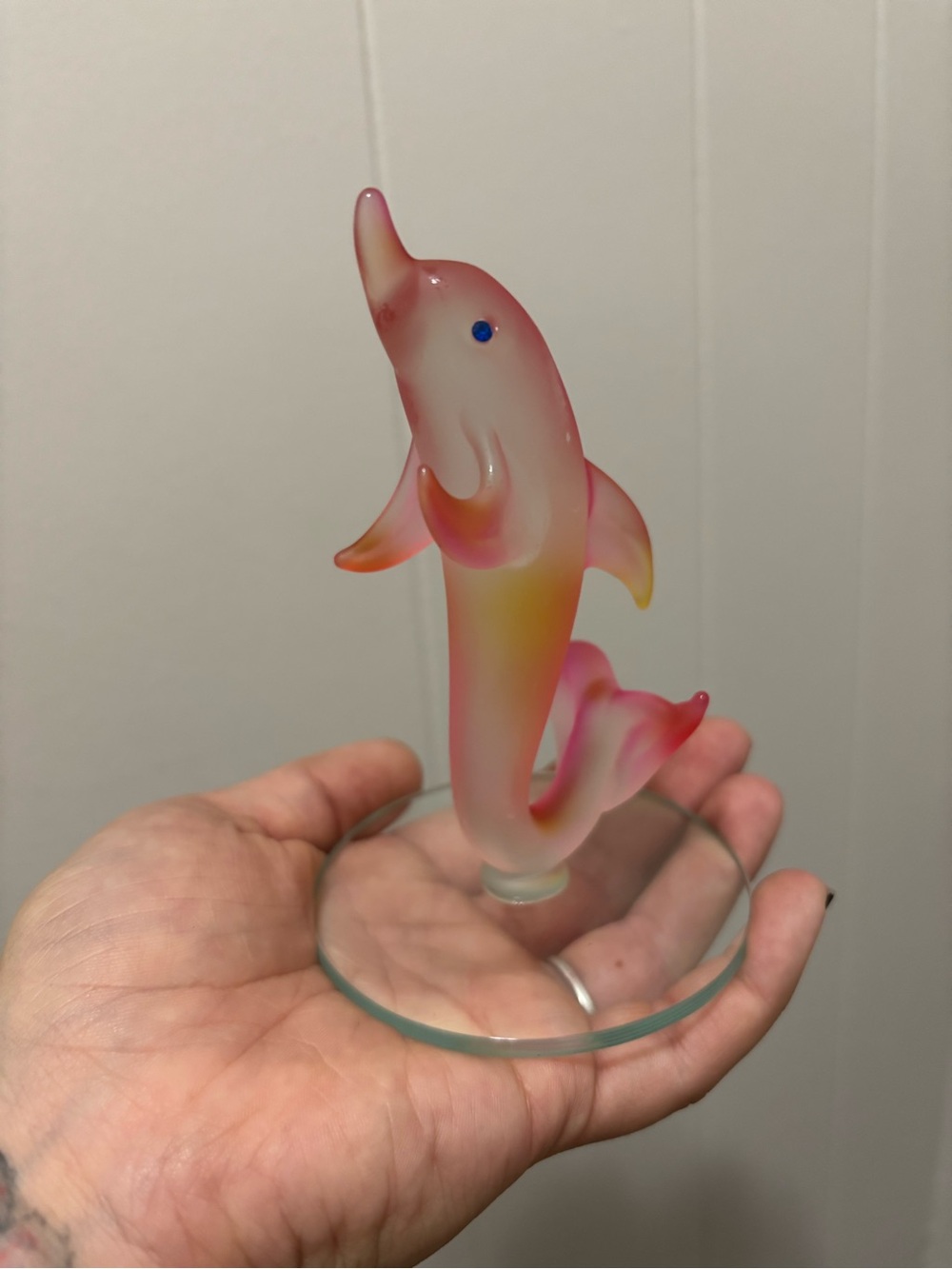Decorative Pink Gradient Dolphin Figurine for Aquarium Display